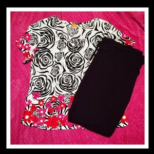 ❣️2/$20❣️ Patterned Scrub Top